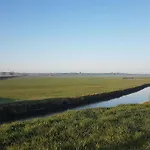 Vakantiehuis Le Domaine Des Roseraies- Maupassant By Interhome *