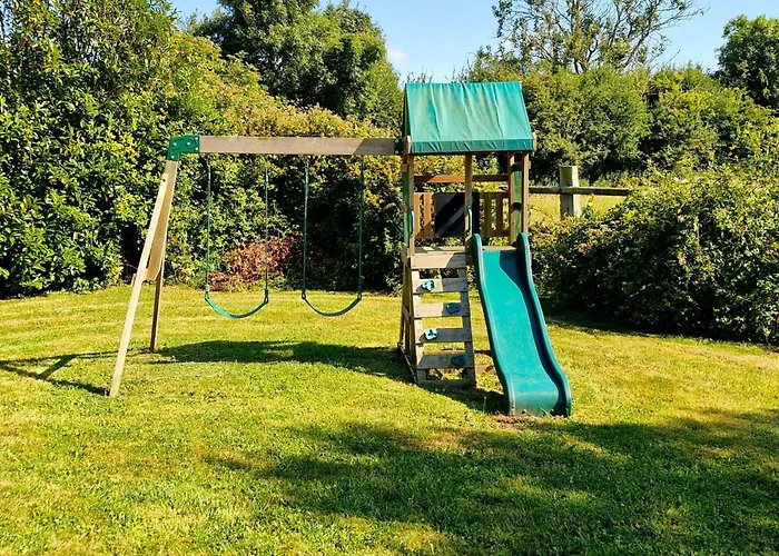 Le Domaine Des Roseraies- Maupassant By Interhome Monfréville